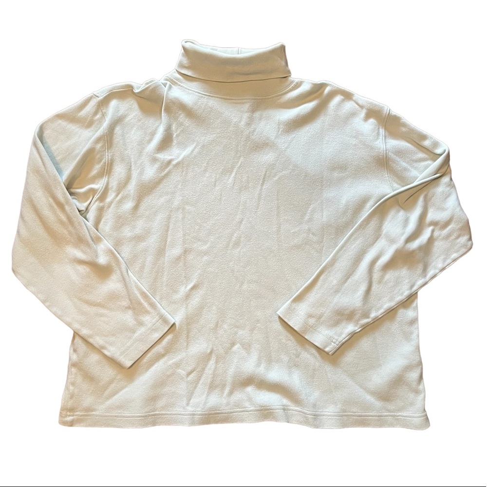 Liz Claiborne light green turtleneck